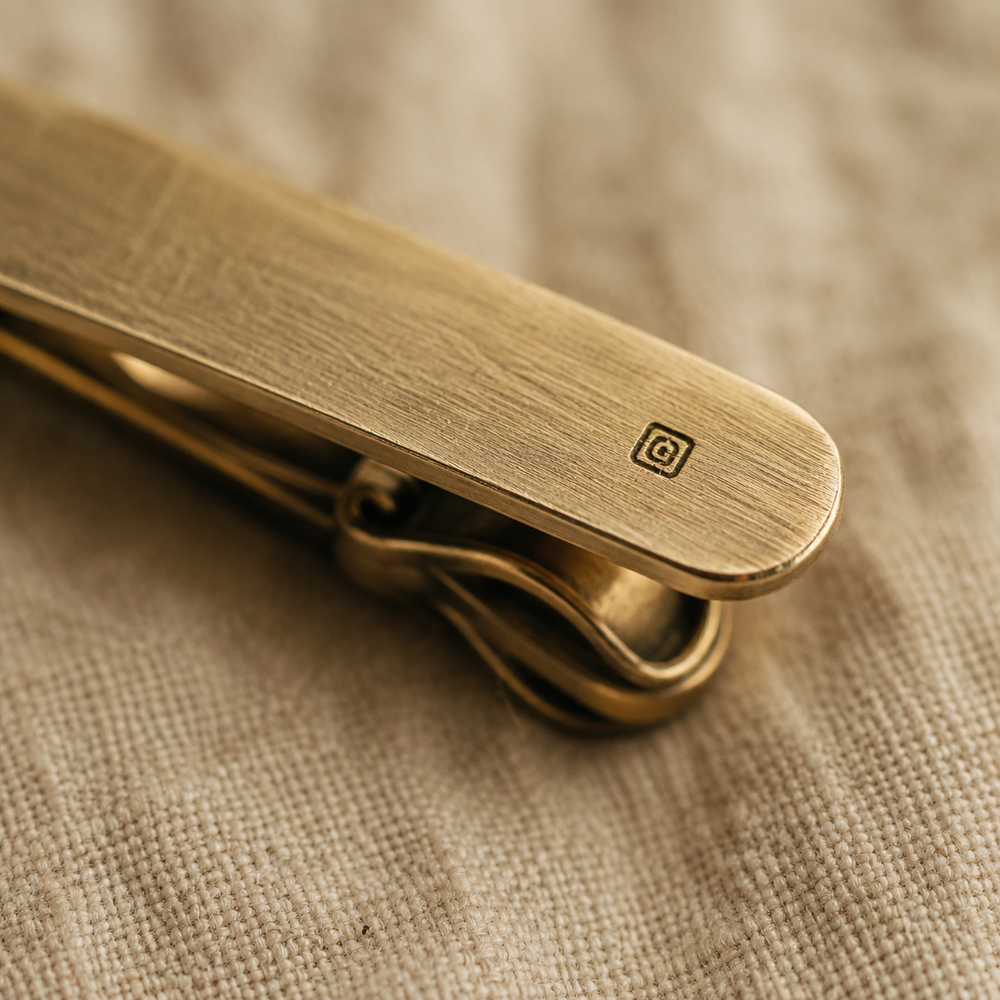 The Whitfield | Brushed Tie Bar